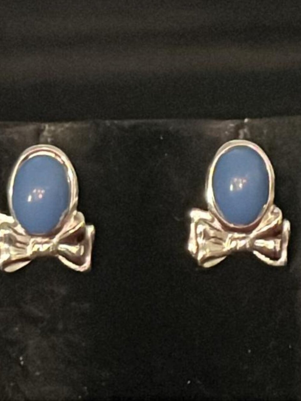 Vintage Richelieu Blue Oval with Silver Tone Bow Earrings
